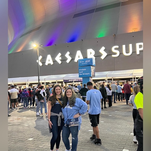 Meet your Posher, Mikel - Picture 4 of 5